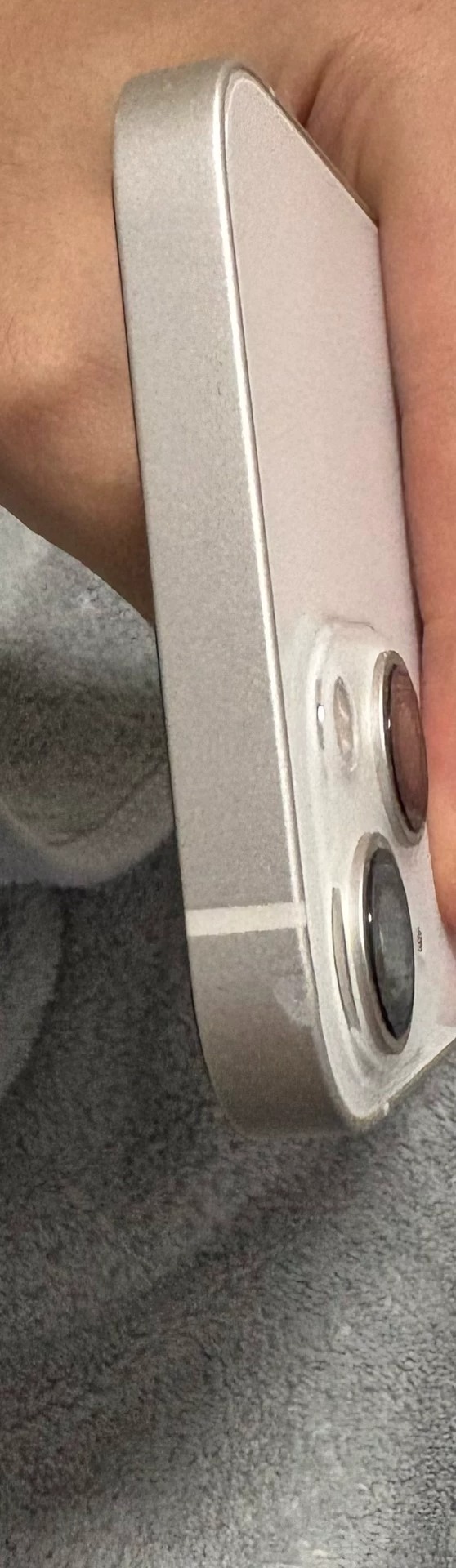 iPhone13国行128g 无拆无修轻微痕迹带外盒手机壳充电器 电池70多还是80多忘了